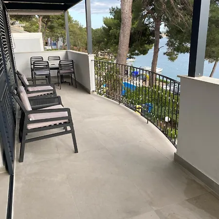 & Bianca Apartment Mali Losinj
